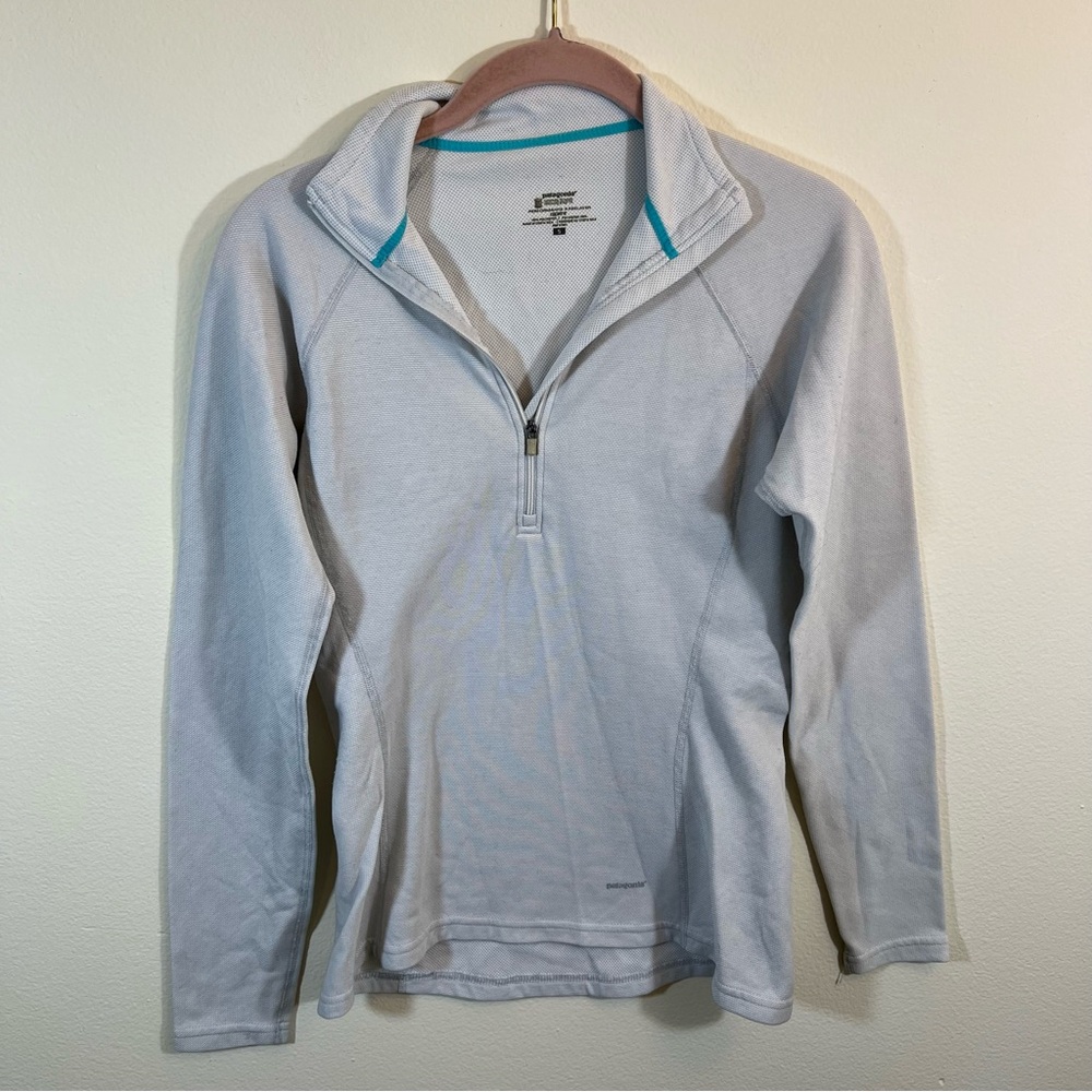 Patagonia Light Gray Women's Hoodie women’s small